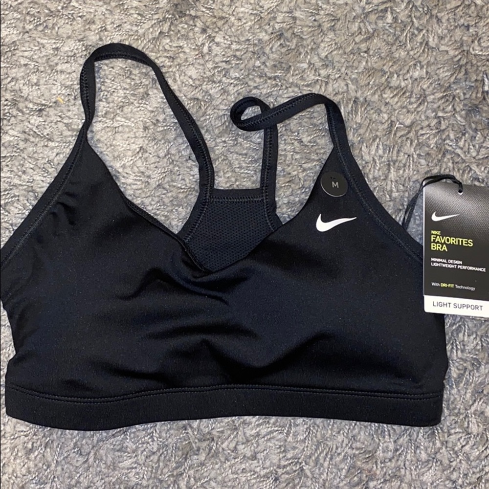 NIKE Padded Sports Bra